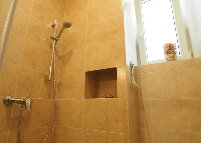 Grand-tourist Amber Rose *