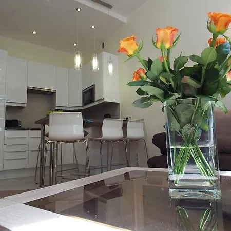 Grand-tourist Amber Rose