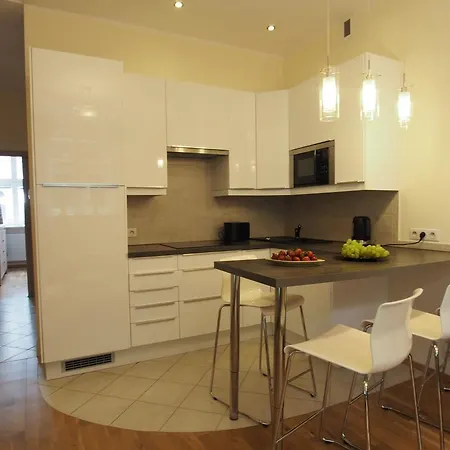 Grand-tourist Amber Rose Apartamento