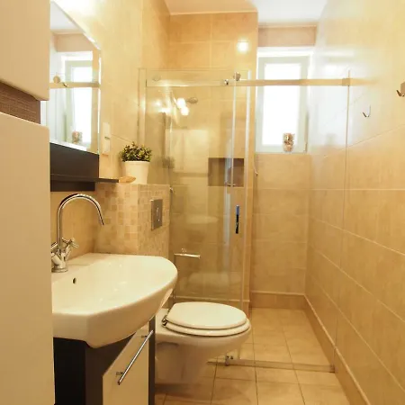 Apartman Grand-tourist Amber Rose